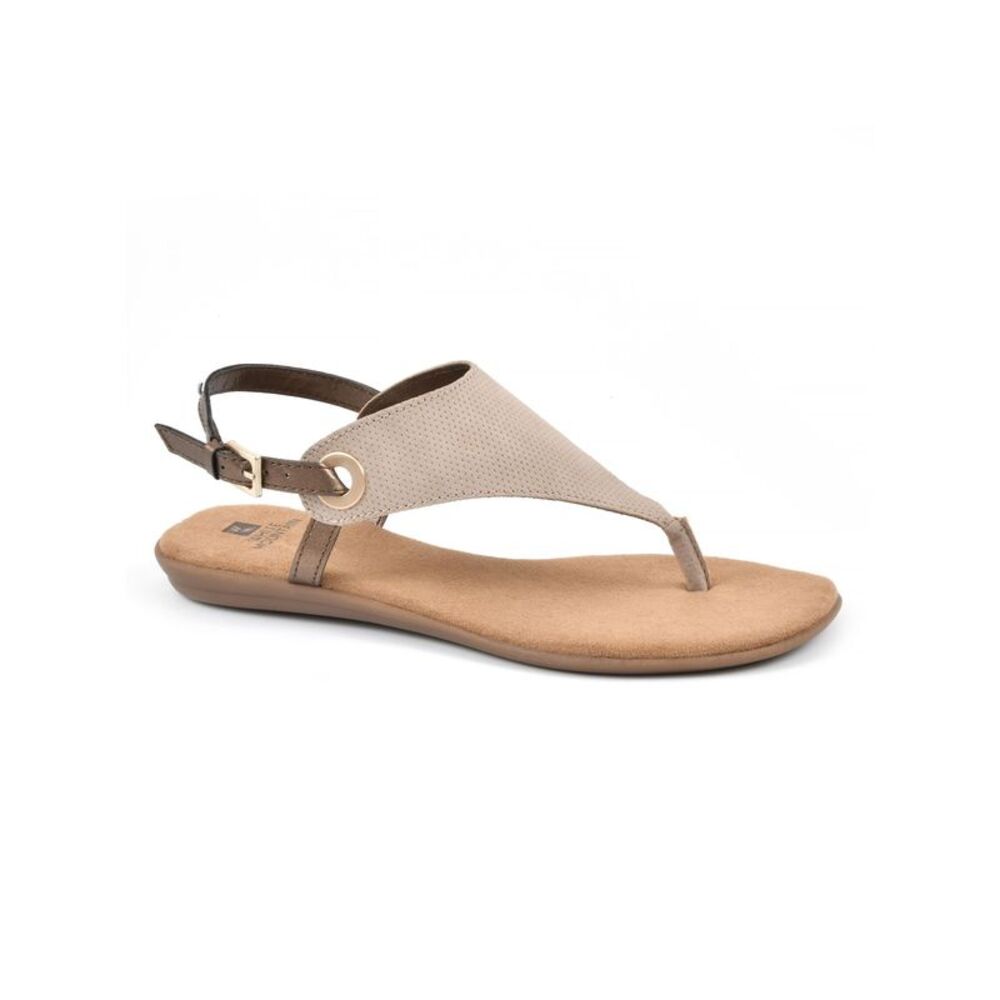 WHITE MOUNTAIN Womens Beige Cushioned London Slip On Thong Sandals Shoes 9.5 M - Picture 1 of 2